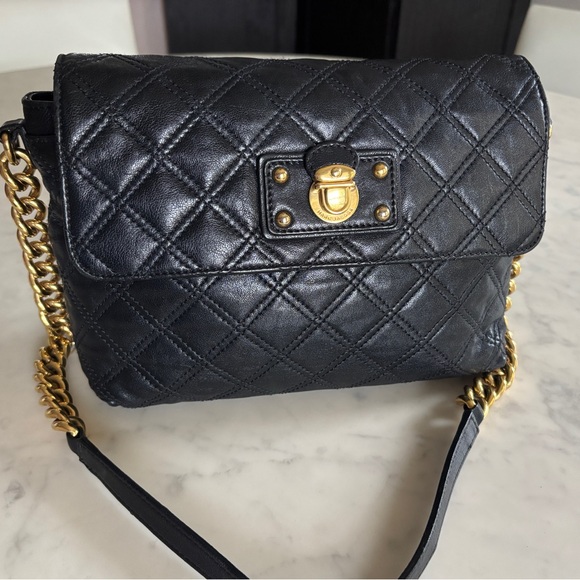 Marc Jacobs Handbags - Marc Jacobs Black Quilted Shoulder Bag with Gold Chain